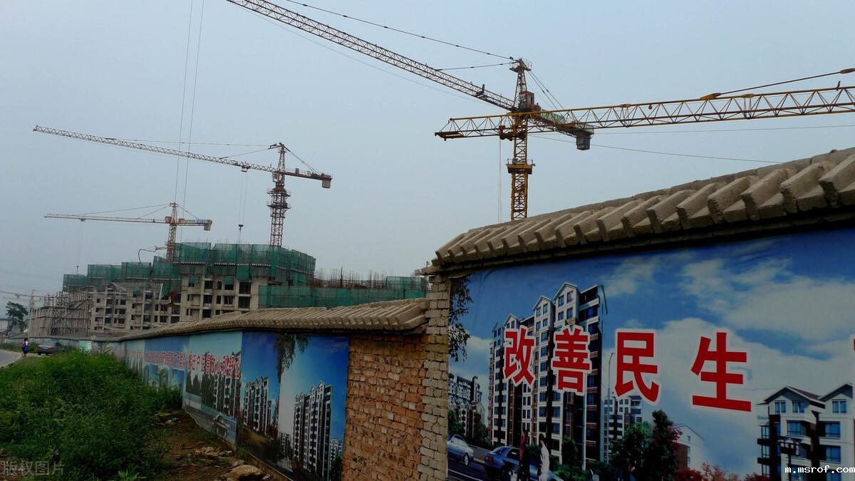 吉林开云体育新人生物产业园是敦化市重点项目，服务中心认真当好店小二