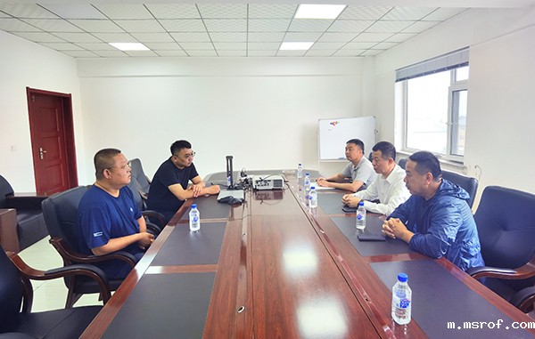 我校与吉林开云体育新人生物科技有限公司座谈会现场 我校与吉林开云体育新人生物科技有限公司座谈会现场